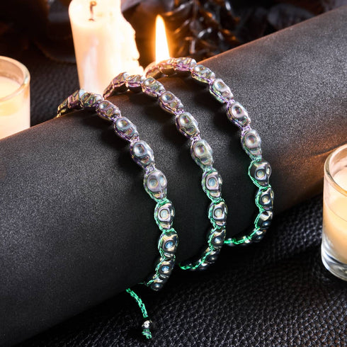 Elysian Waves | Eissilberne Totenköpfe x Violet GloWeave | Makramee-Armband